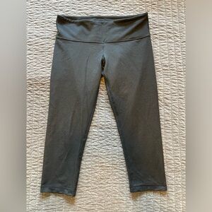 Vintage lululemon cropped leggings size 8